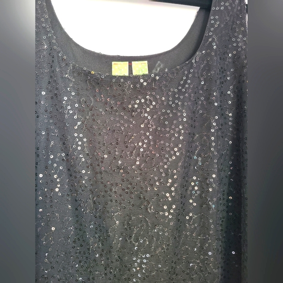 Black sequence cocktail dress, size 11, gently worn - Picture 2 of 2